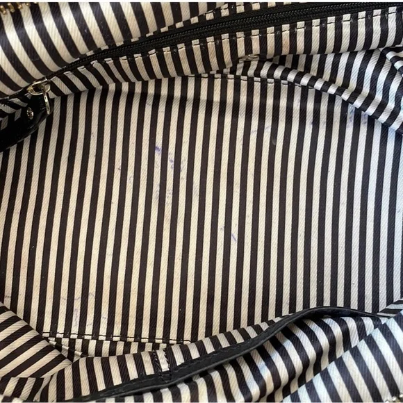 Kate Spade Purse - Picture 4 of 7